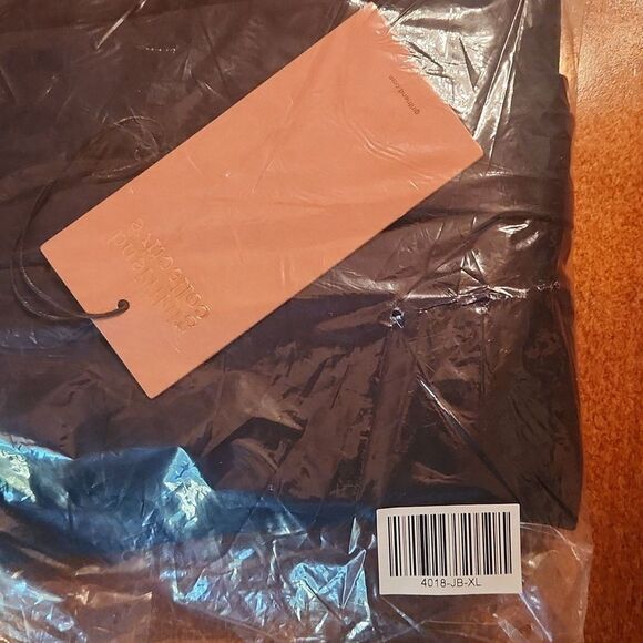 Girlfriend Collective Athletic Gym Workout Tennis Sporty Skort, XL, Black - Picture 9 of 10